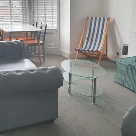 Orme View Dog Friendly Apartment Llandudno Bagian luar foto
