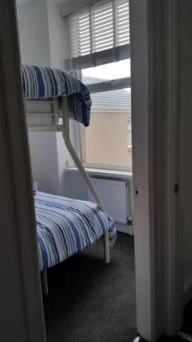Orme View Dog Friendly Apartment Llandudno Bagian luar foto